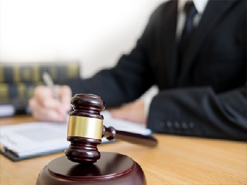 强迫他人交出知识产权罪该如何惩处